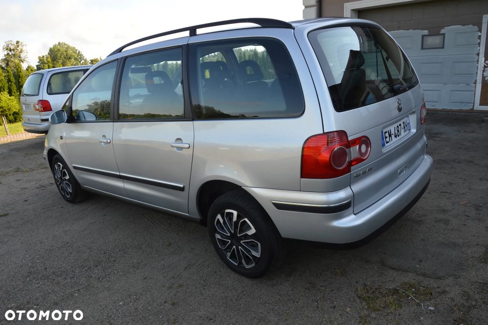 Volkswagen Sharan 1.9 TDI Trendline - 11