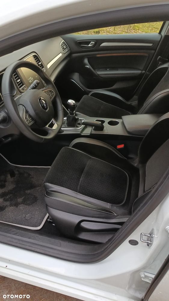 Renault Megane 1.3 TCe FAP Business - 11