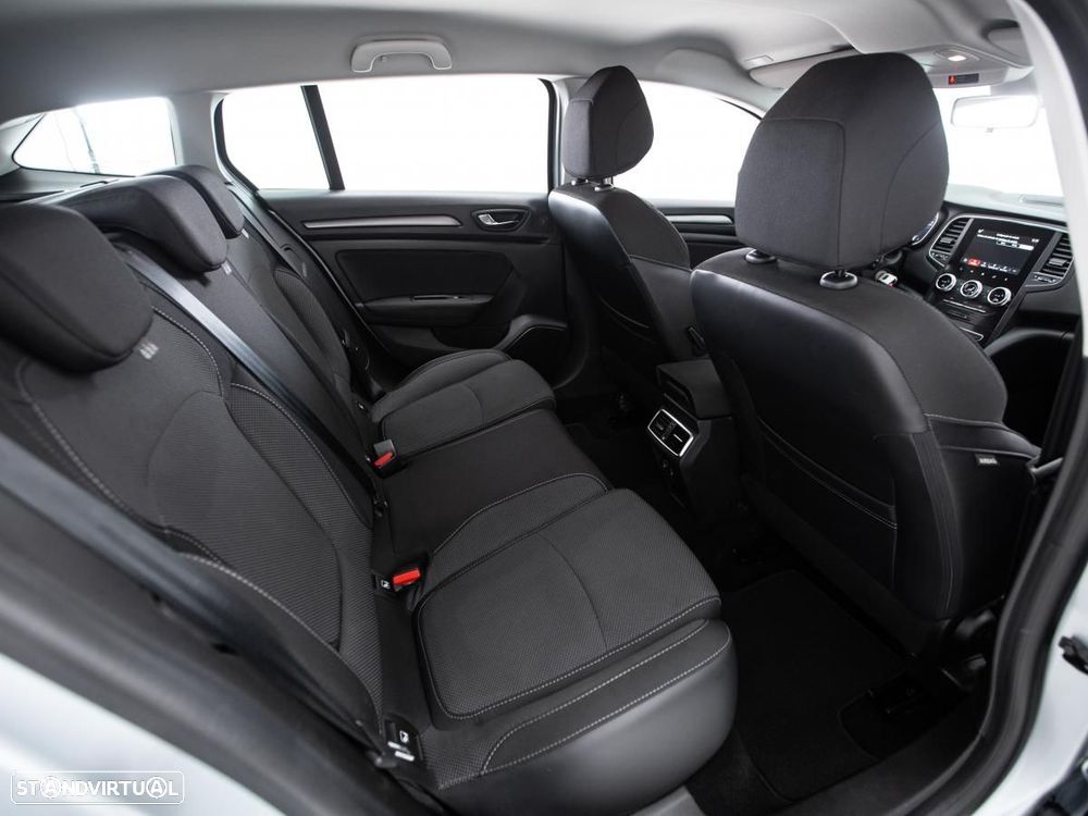 Renault Mégane Sport Tourer 1.5 Blue dCi Equilibre - 12