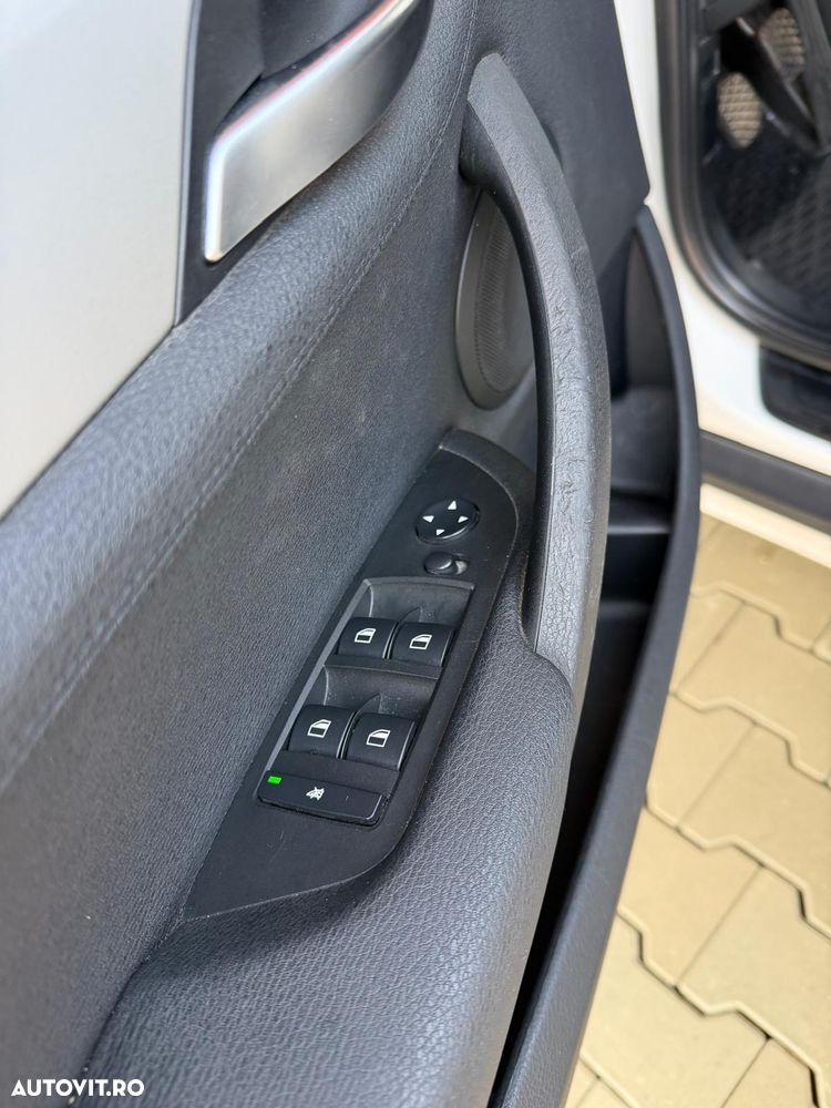 BMW X1 xDrive20d - 13