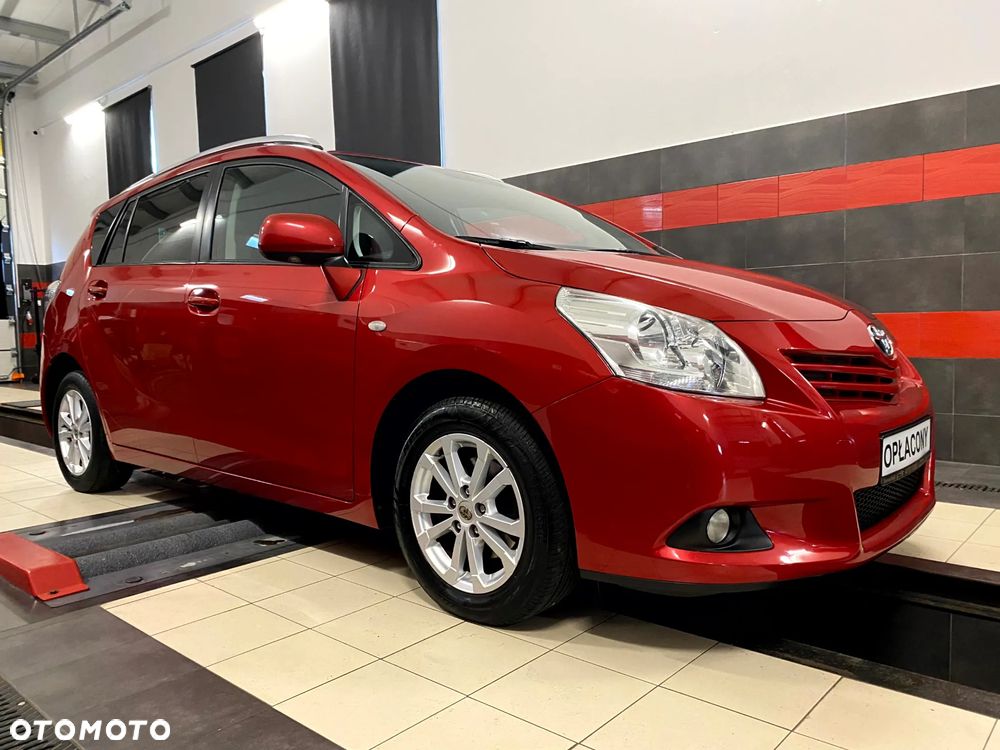 Toyota Verso 2.0 D-4D Executive - 5