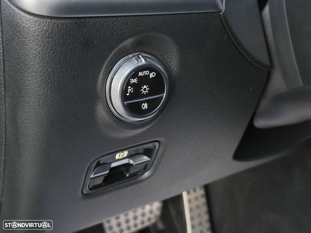 Mercedes-Benz C 220 d 9G-TRONIC AMG Line Advanced - 16