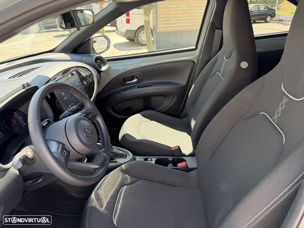 Toyota Aygo X 1.0 Envy CVT - 15
