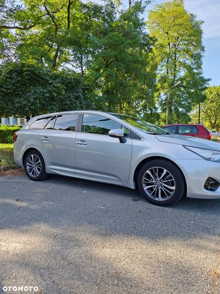 Toyota Avensis 1.8 Prestige - 2