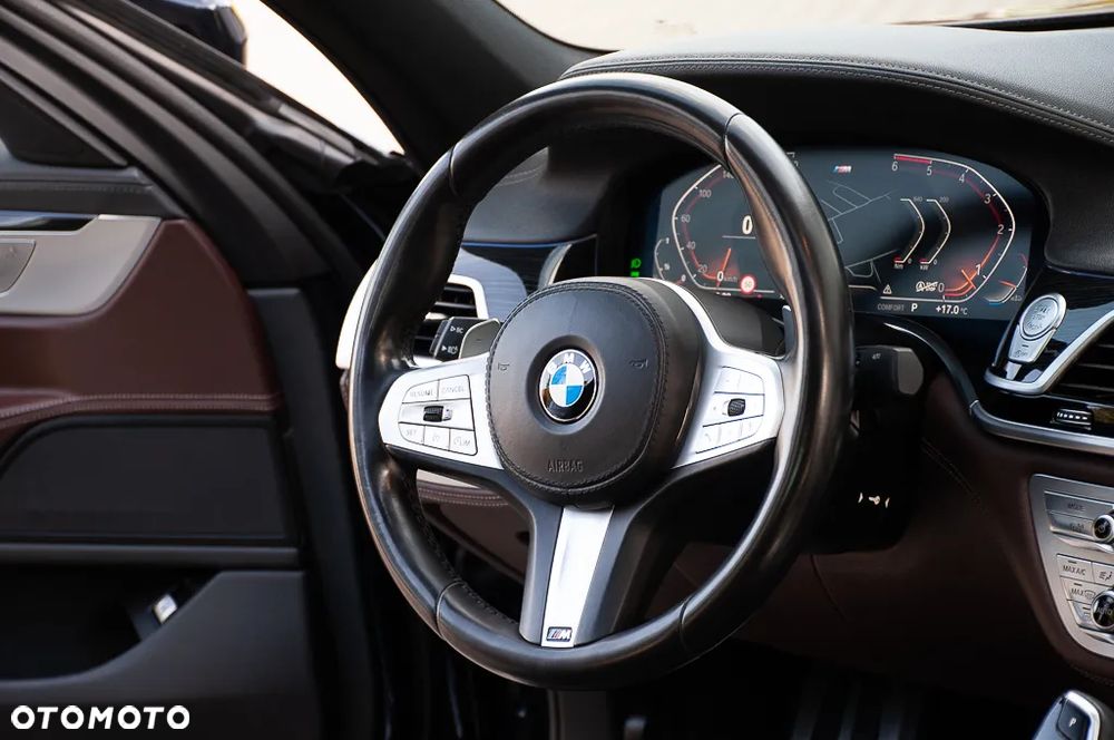 BMW Seria 7 730d xDrive sport - 26