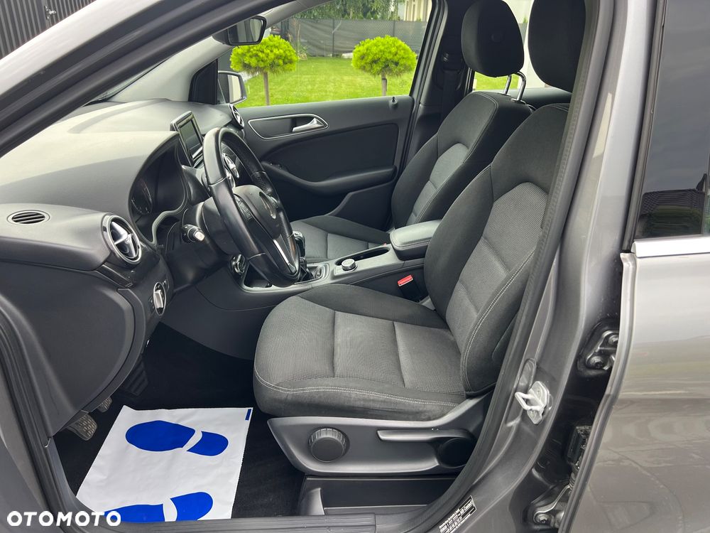 Mercedes-Benz Klasa B 200 CDI (BlueEFFICIENCY) - 12