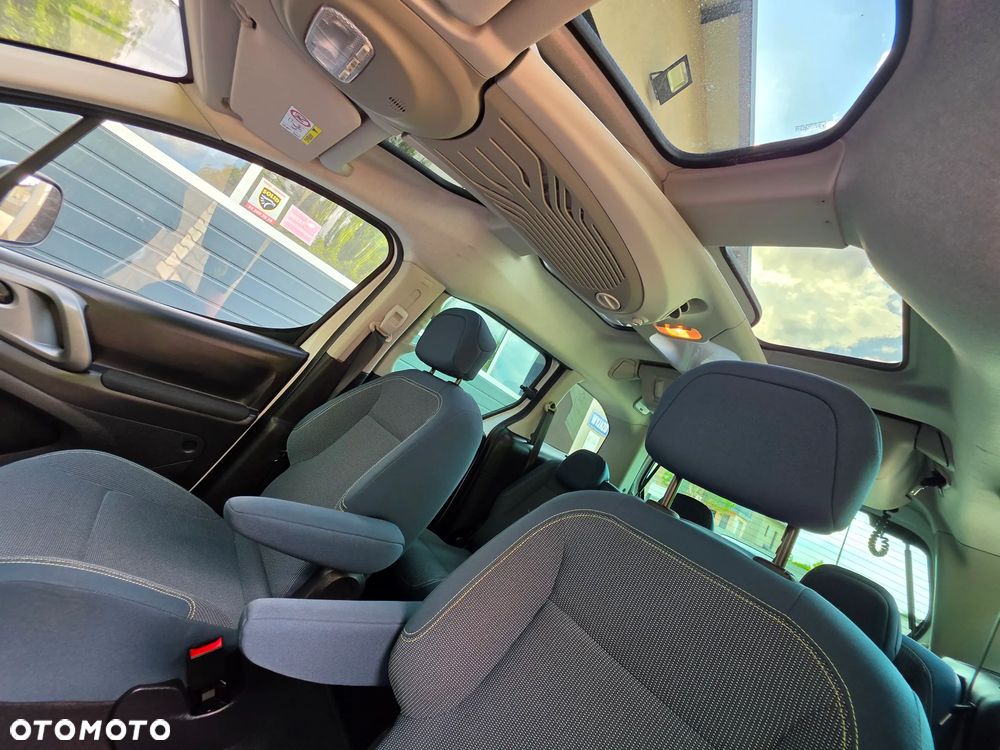 Citroën Berlingo Multispace PureTech 110 SELECTION - 22