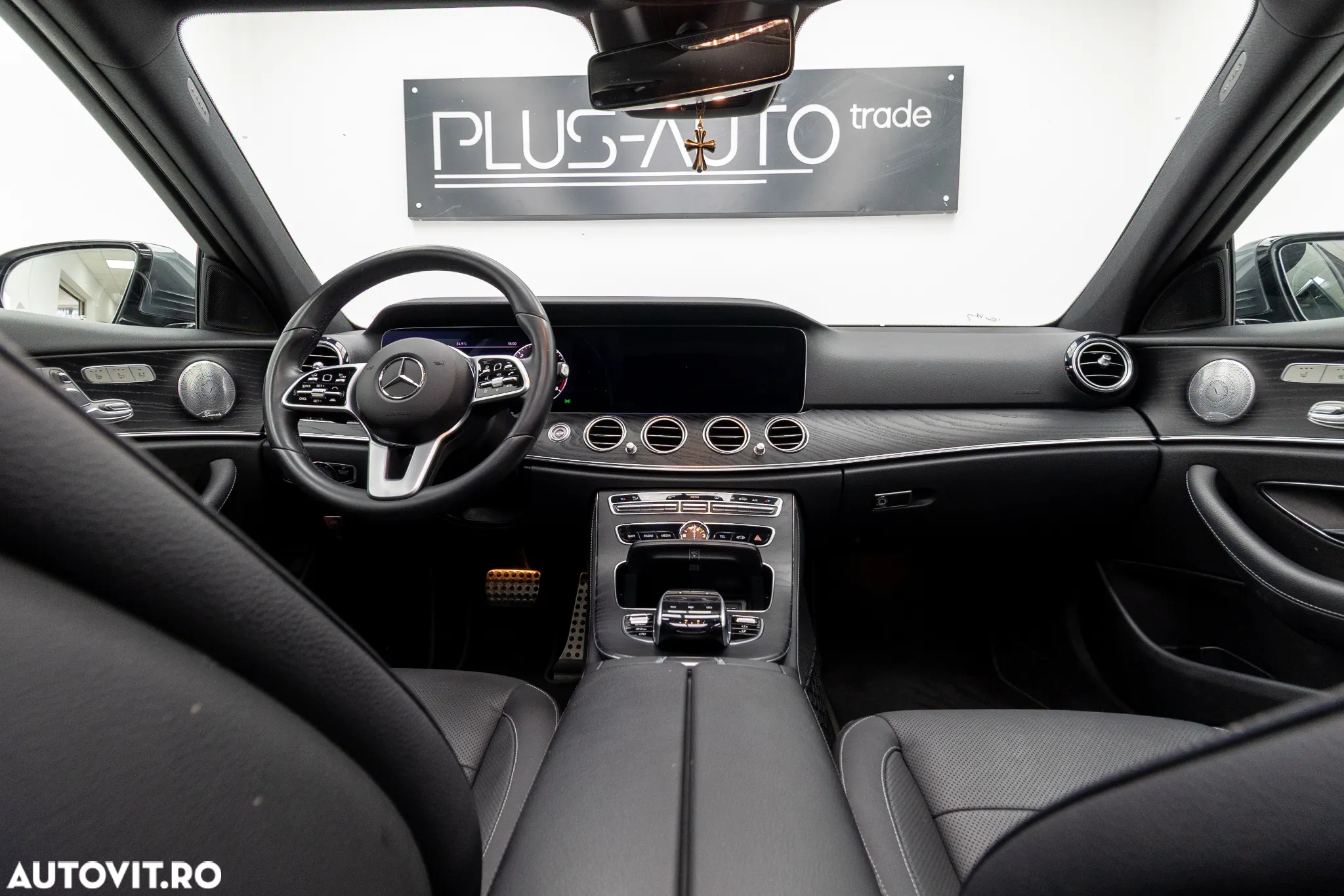 Mercedes-Benz E 220 d 4Matic 9G-TRONIC Avantgarde - 31