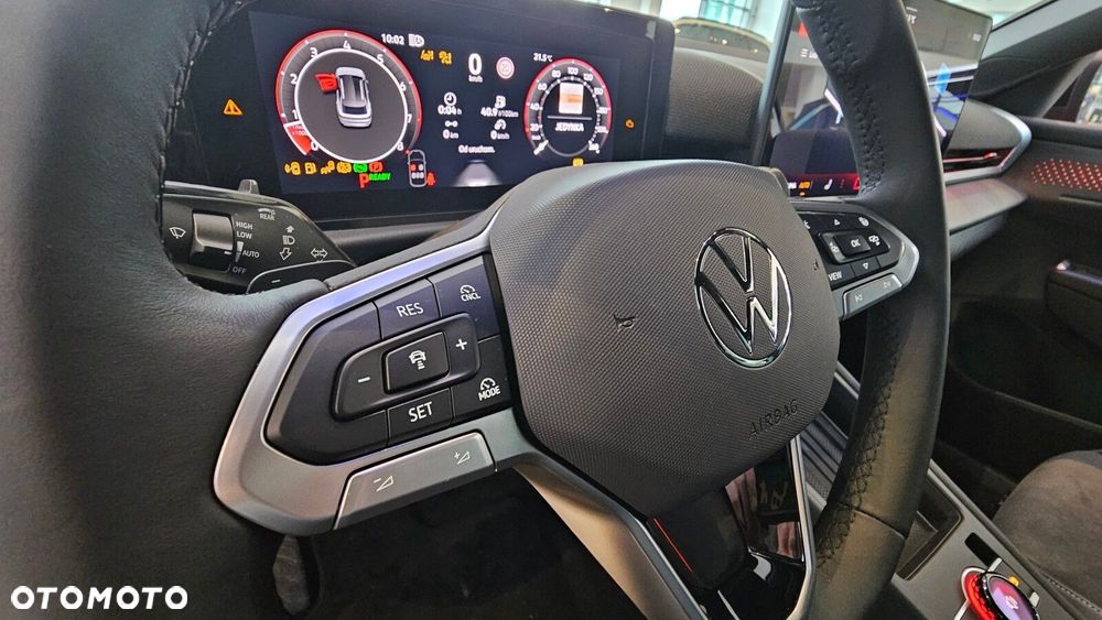 Volkswagen T-Roc - 29