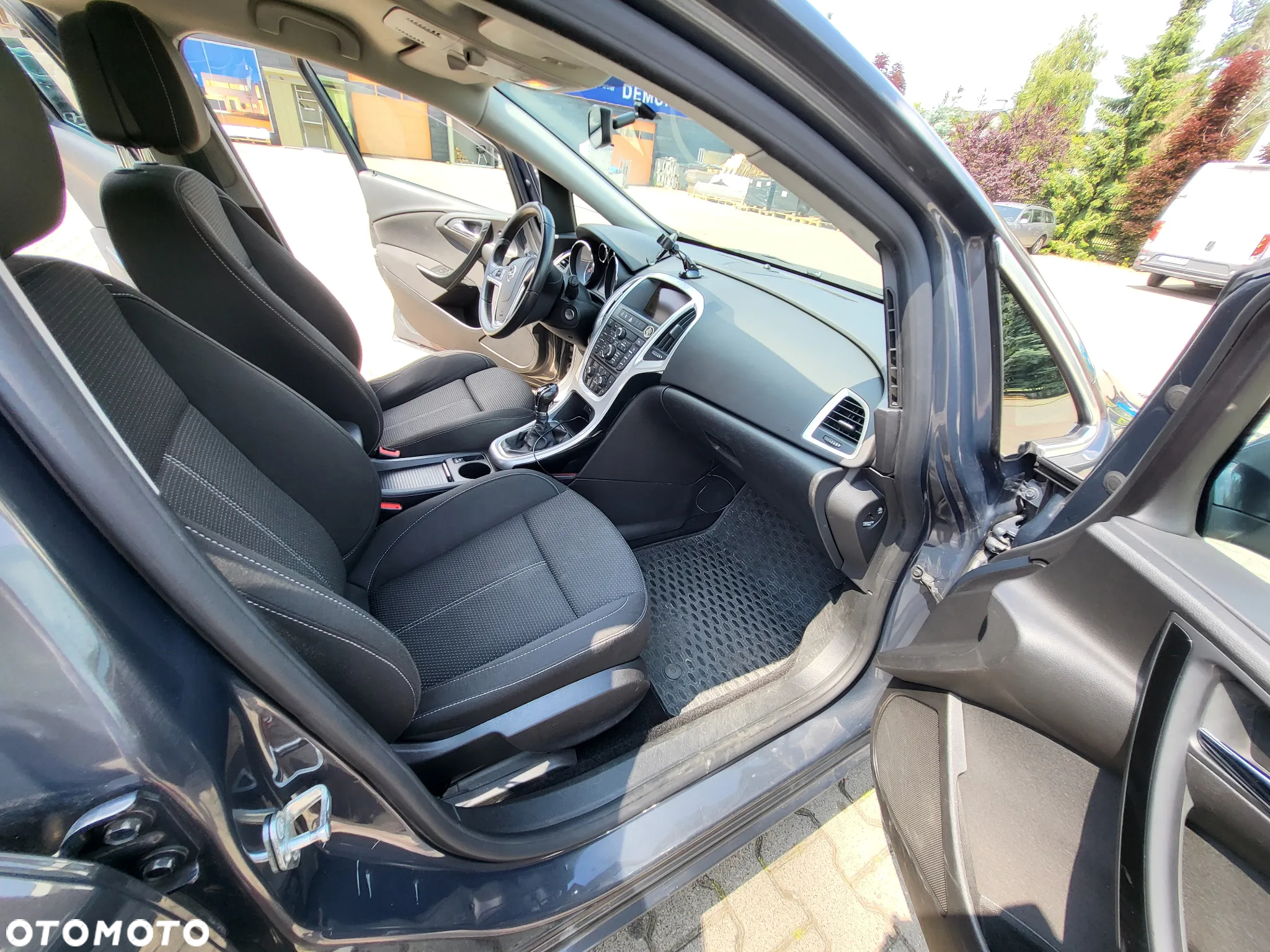 Opel Astra IV 1.6 CDTI Cosmo - 12