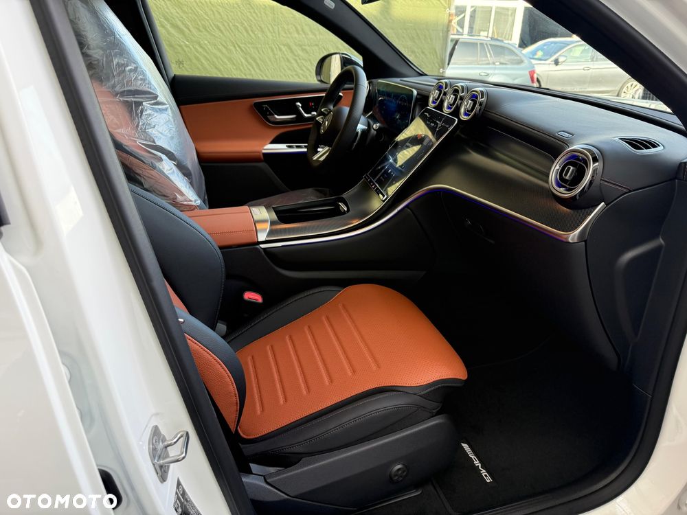 Mercedes-Benz GLC 300 d mHEV 4-Matic AMG Line - 12