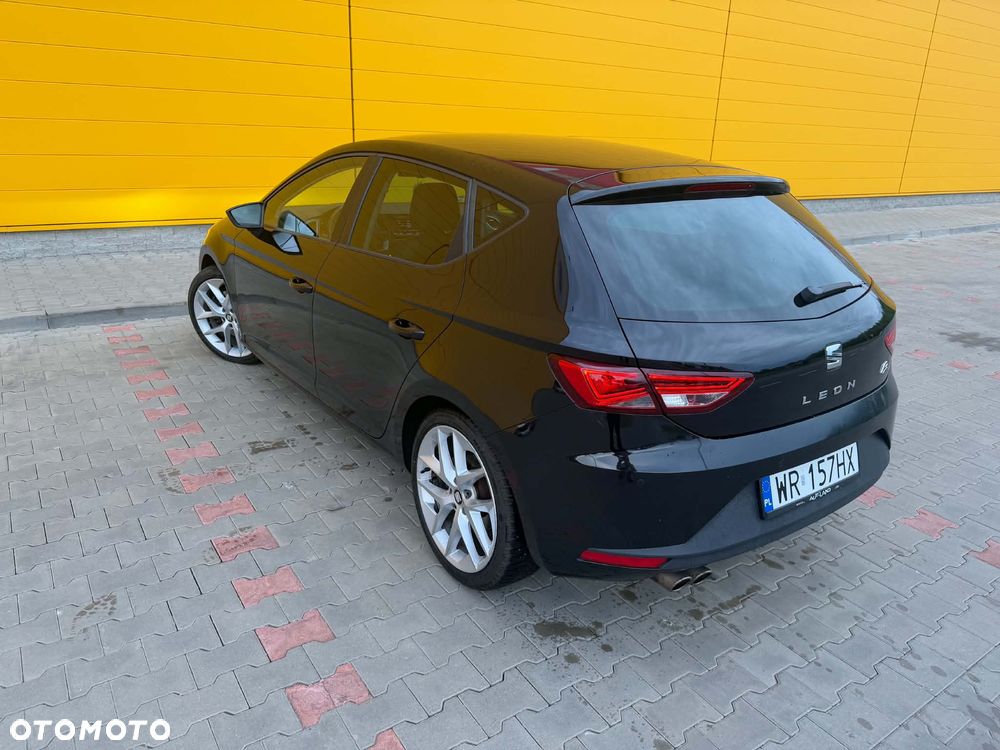 Seat Leon 2.0 TDI DPF Start&Stop DSG FR - 4