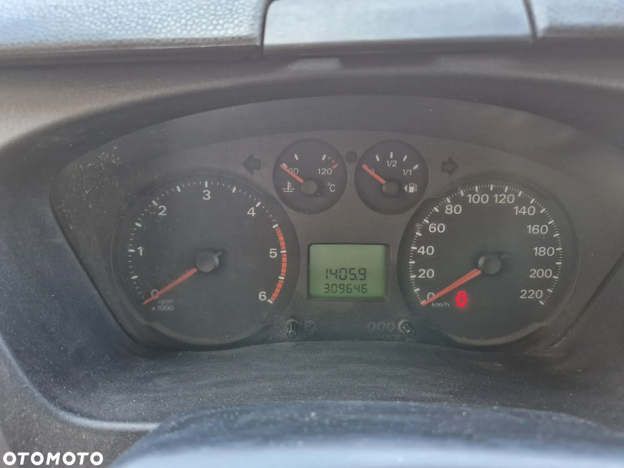Ford Transit - 9