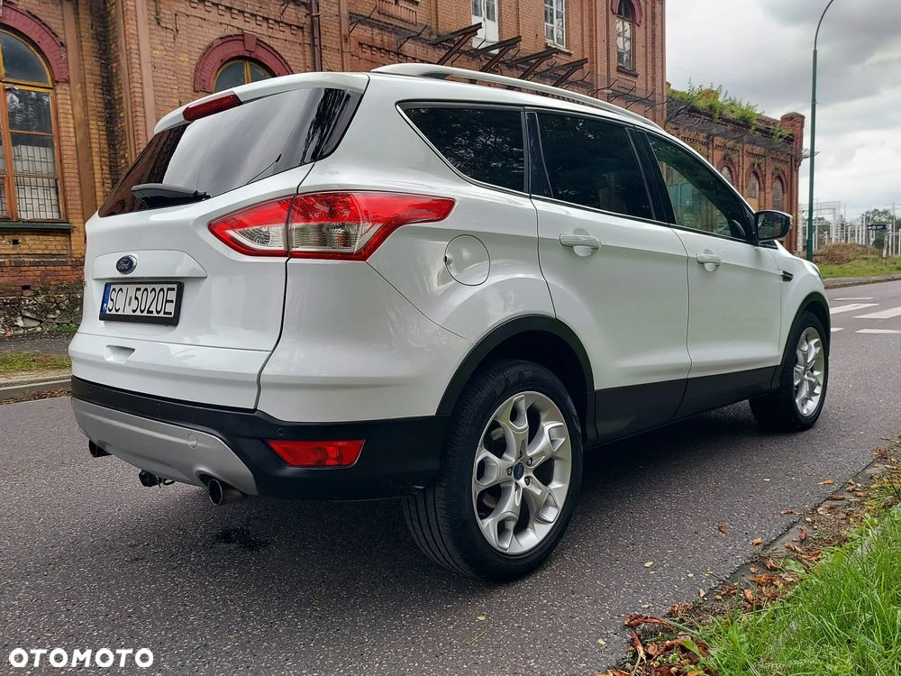 Ford Kuga 2.0 TDCi 4WD Titanium - 17