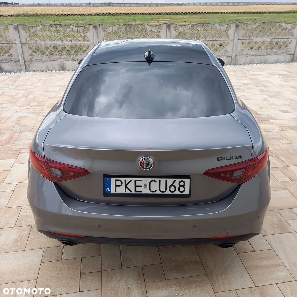Alfa Romeo Giulia 2.2 D Turbo Sprint - 8