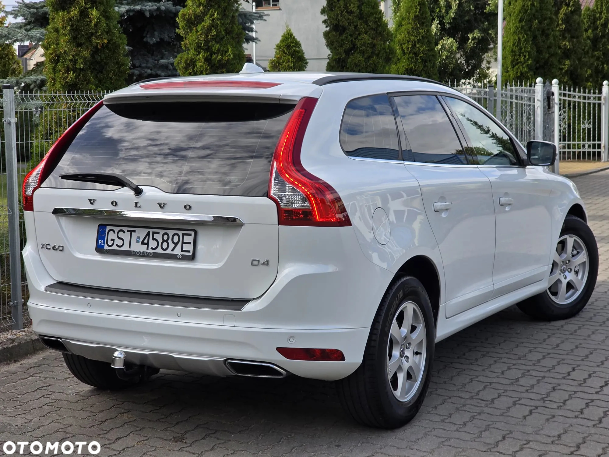 Volvo XC 60 D4 Momentum - 12
