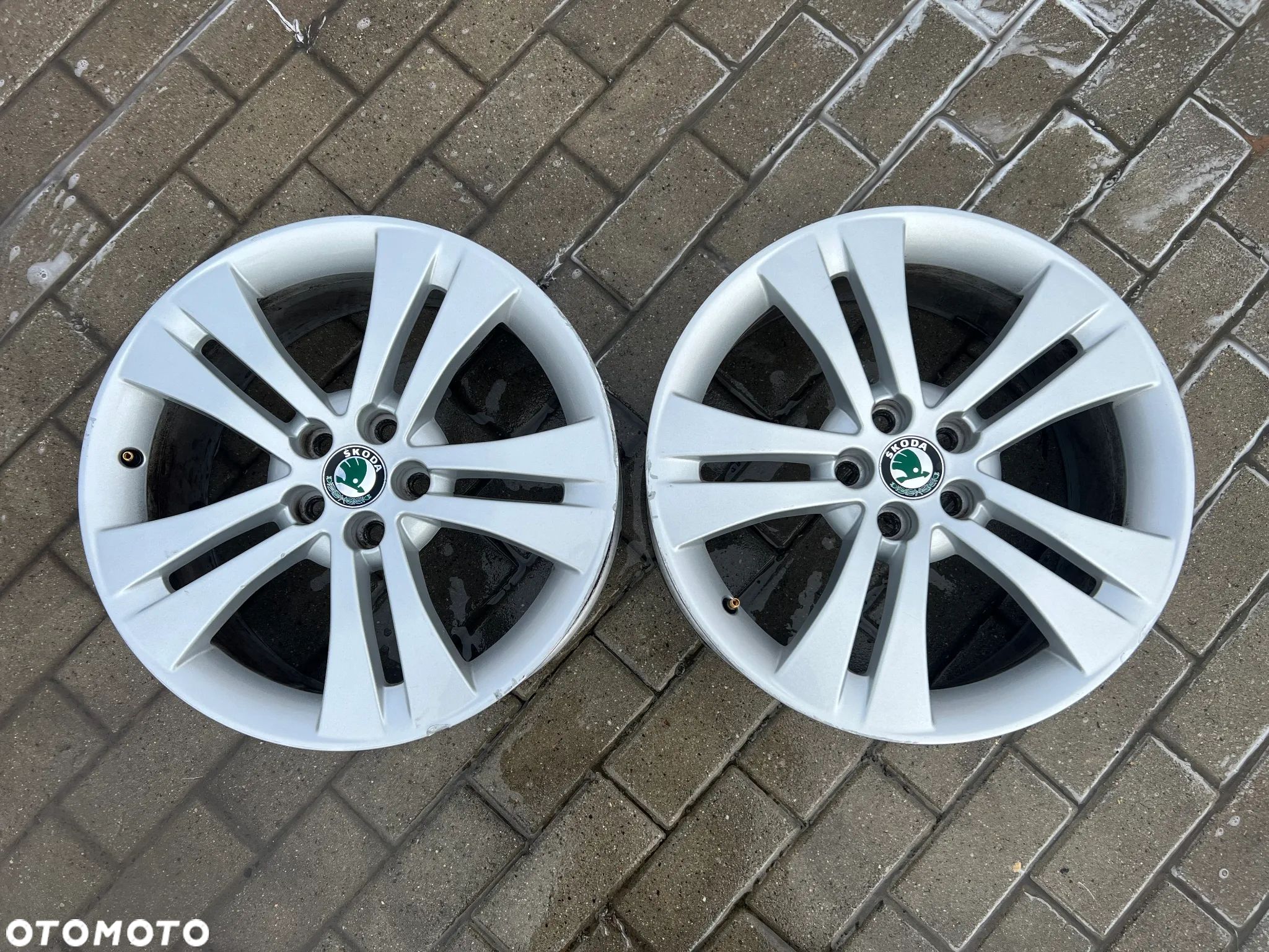 Alufelga SKODA 7Jx17" ET41 5x100 5J0601025H - 1