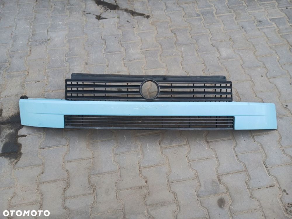 GRILL ATRAPA CHŁODNICY VOLKSWAGEN VW T4
