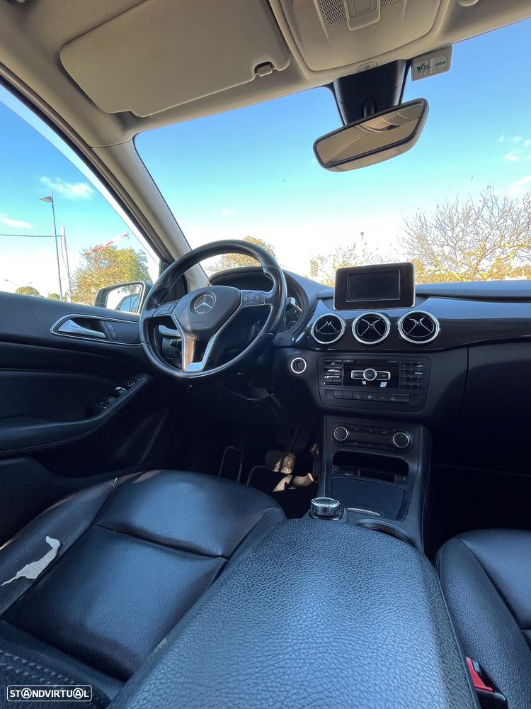 Mercedes-Benz B 200 - 9