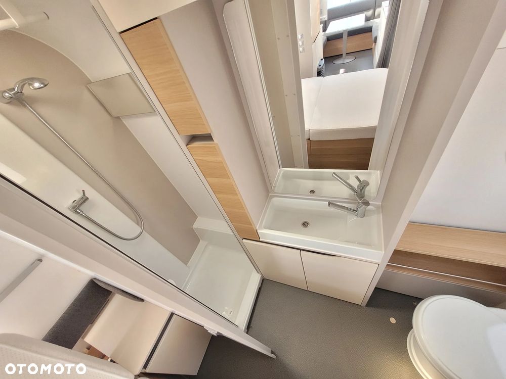 Adria Adora 613UT, klimatyzacja, mover, przedsionek - 16