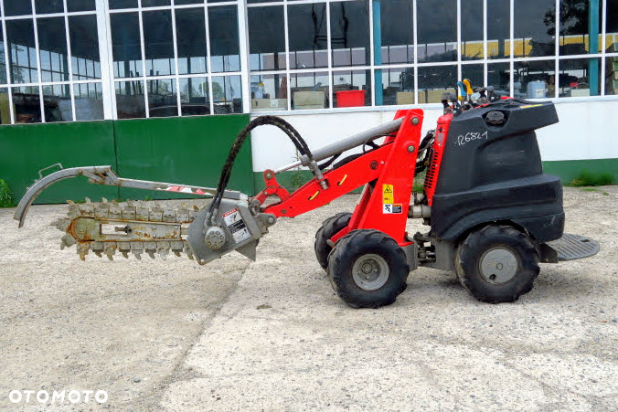 Ditch Witch Zahn R300 - 9