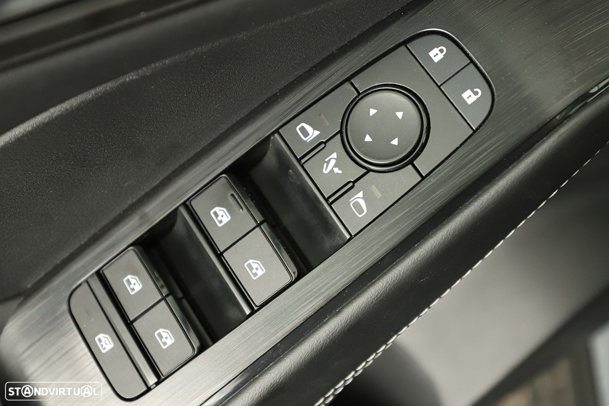 Nissan Qashqai 1.3 DIG-T N-Connecta LED - 19