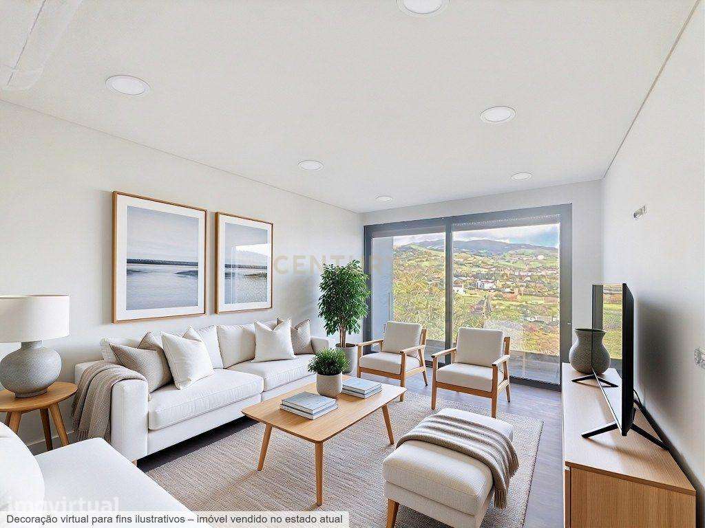 Apartamento T2 Novo | Localização Premium junto à CUF Lagoa - Grande imagem: 3/7