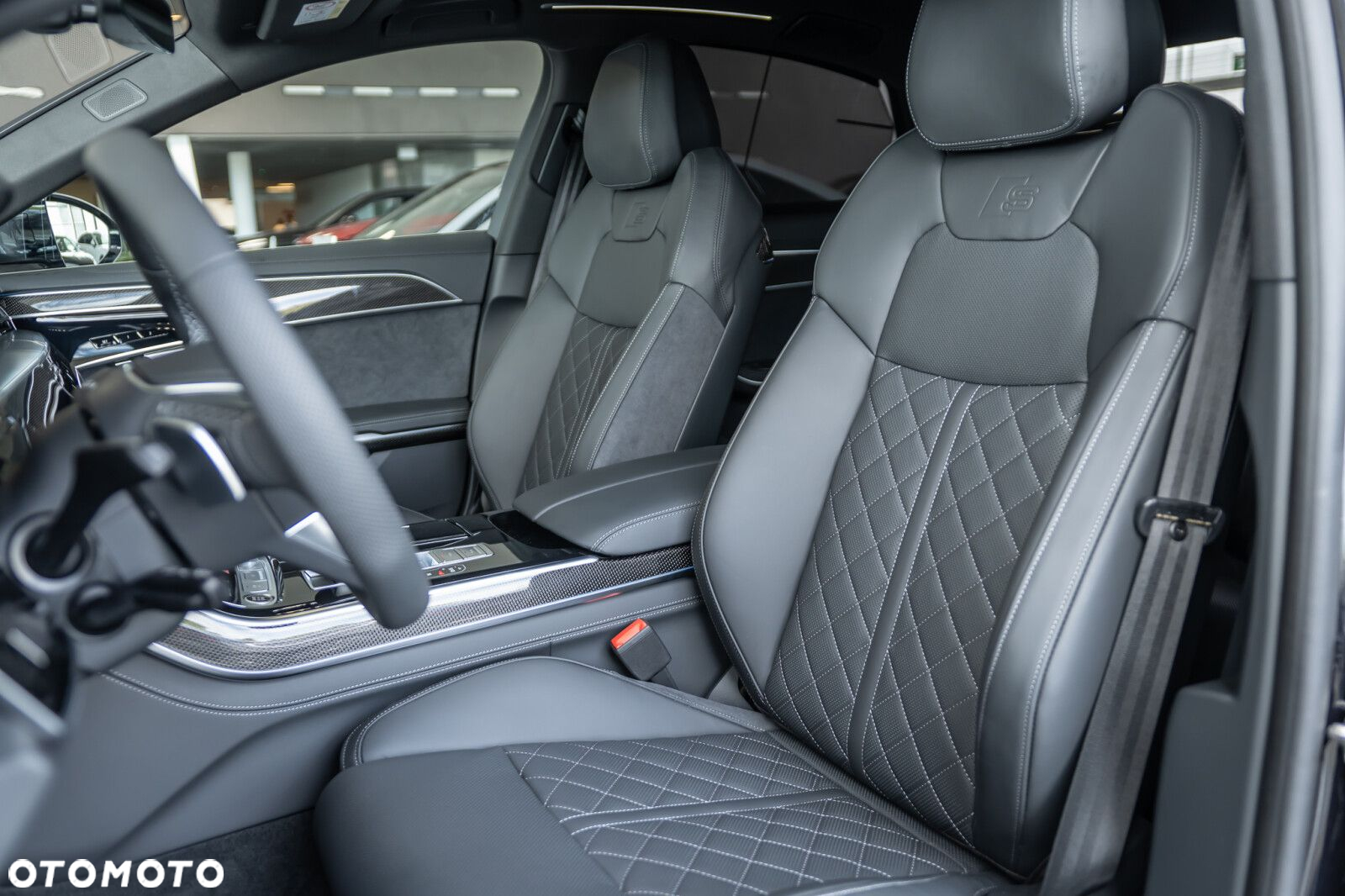 Audi A8 - 8