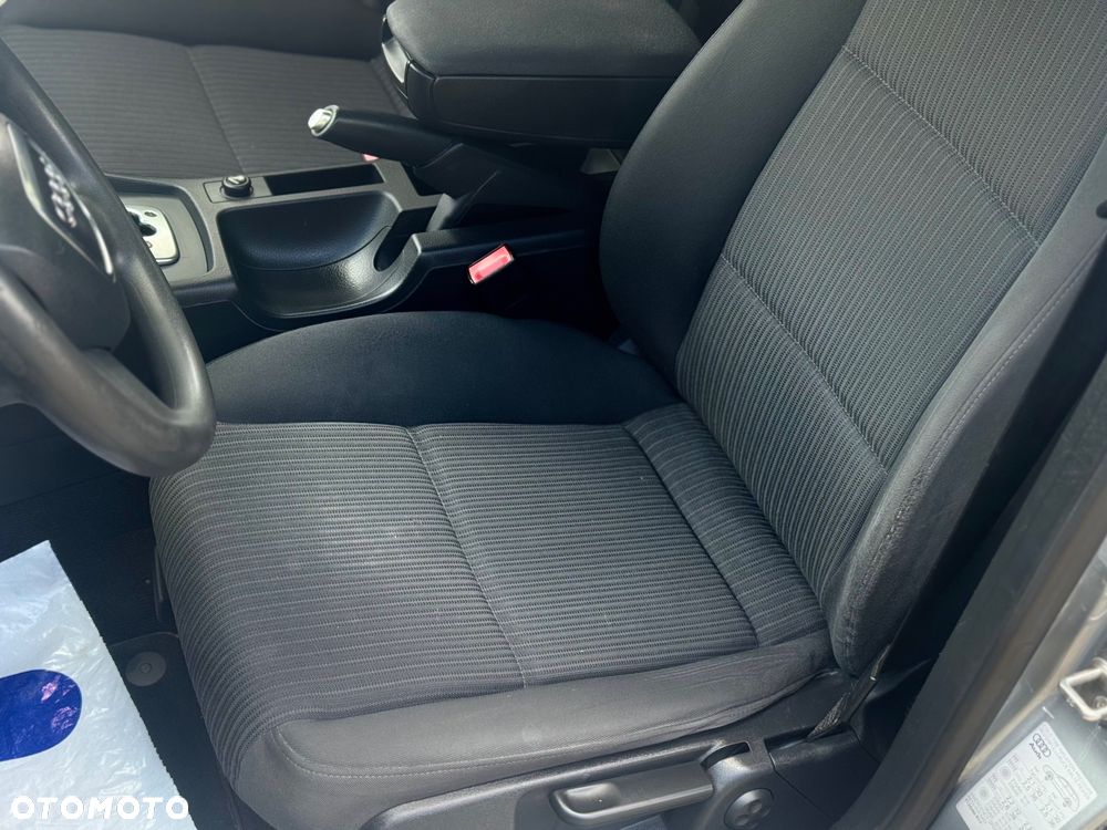 Audi A4 - 12