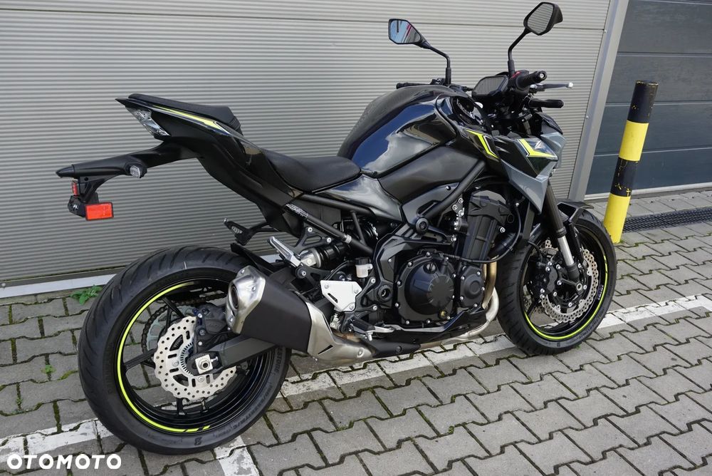 Kawasaki Z 900 - 3