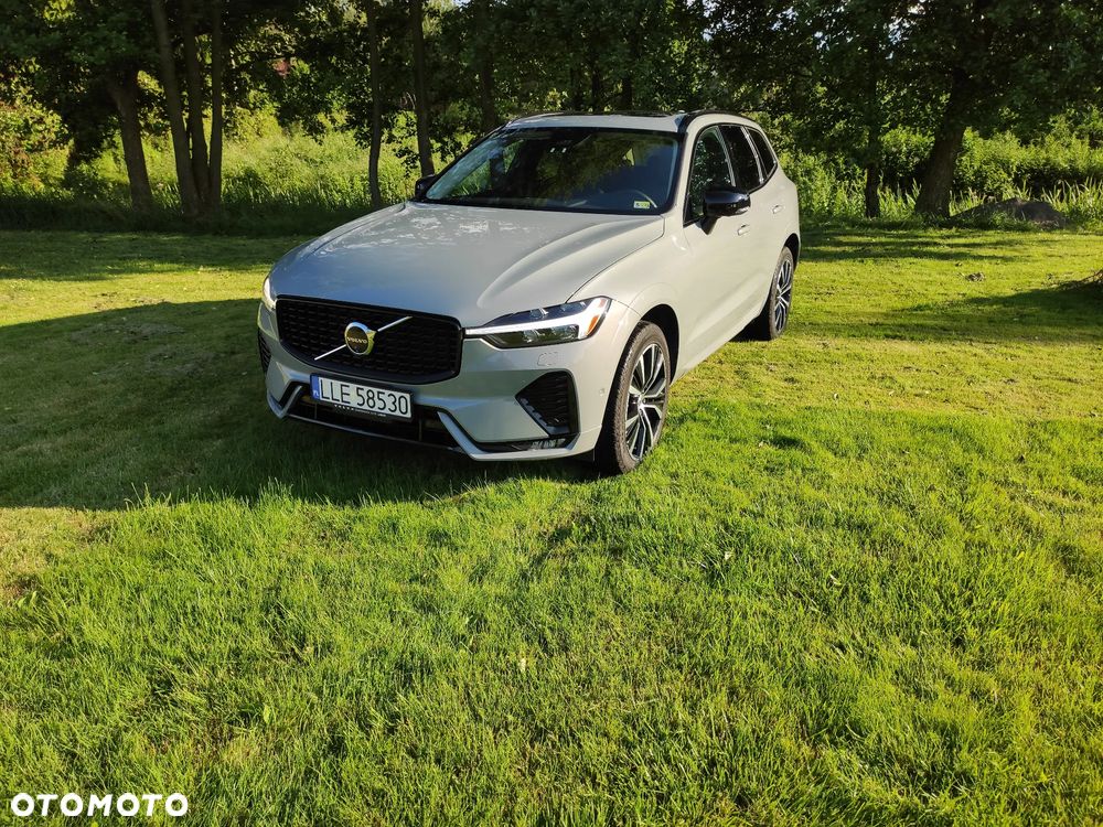 Volvo XC 60 B5 B AWD Plus Dark - 1