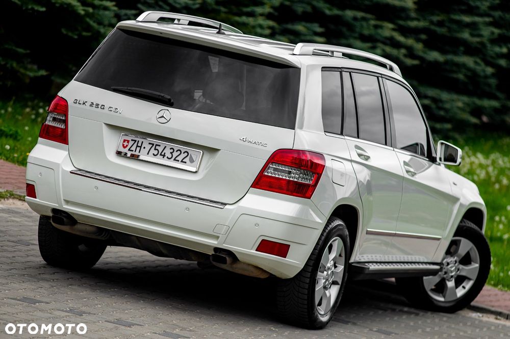 Mercedes-Benz GLK 250 CDI DPF 4Matic BlueEFFICIENCY 7G-TRONIC SPORT EDITION - 12