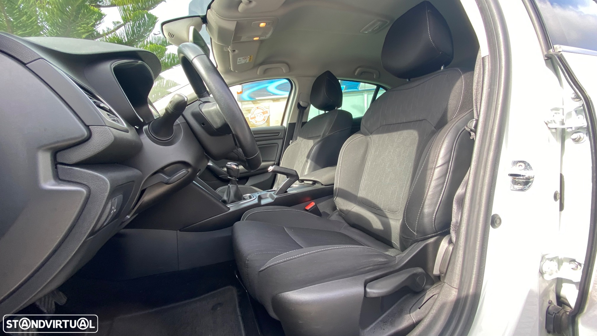 Renault Mégane 1.5 Blue dCi Limited - 18