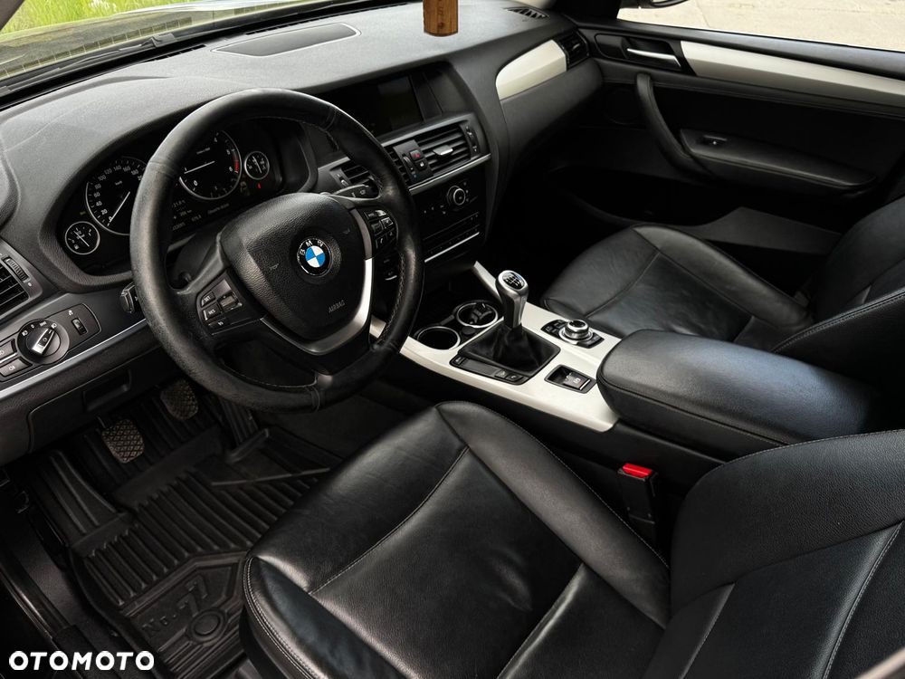 BMW X3 xDrive20d - 23