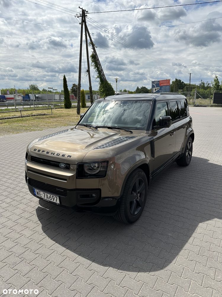 Land Rover Defender 130 P425 X-Dynamic SE - 15
