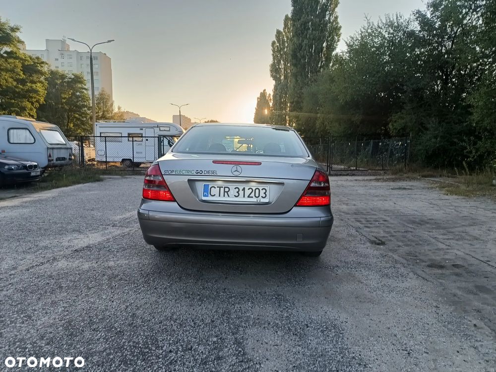 Mercedes-Benz Klasa E 220 CDI Classic DPF - 2