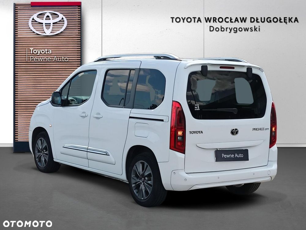 Toyota Proace City Verso 1.2 D-4T Family - 4