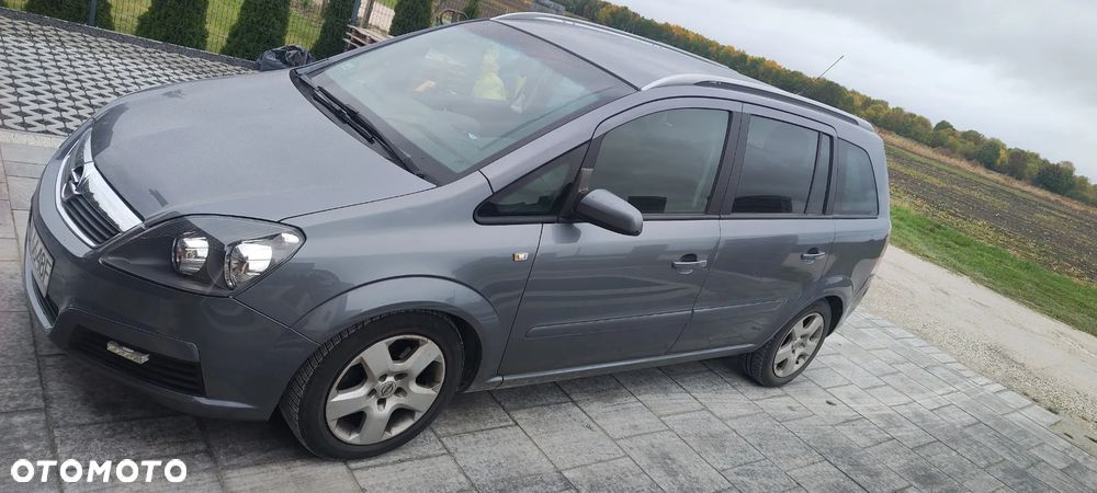 Opel Zafira 2006 photo 2