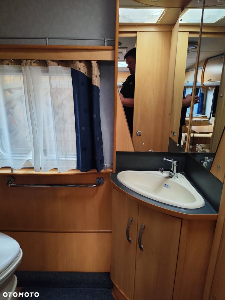 SWIFT Sterling Eccles Moonstone 2009 - 17