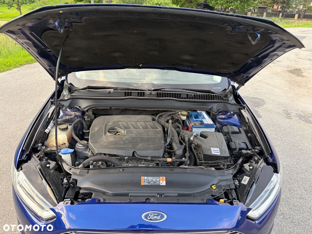 Ford Fusion - 25