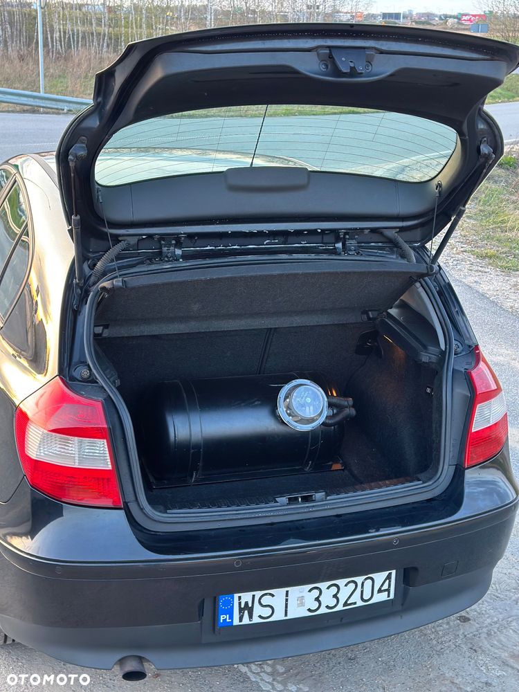 BMW Seria 1 - 11
