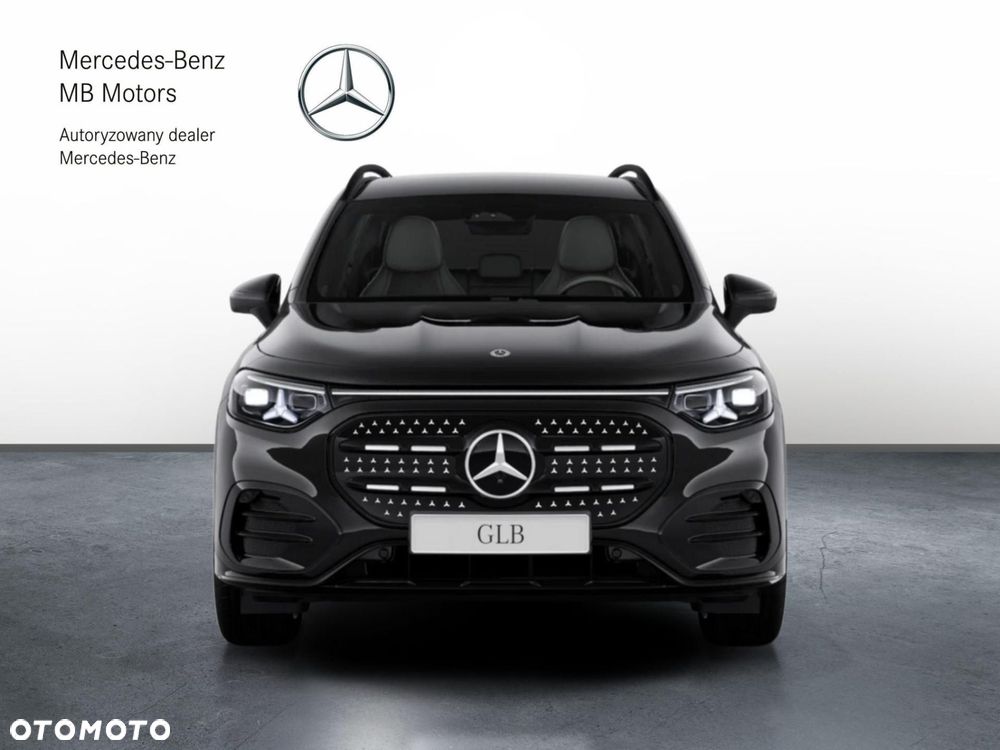 Mercedes-Benz GLB - 5