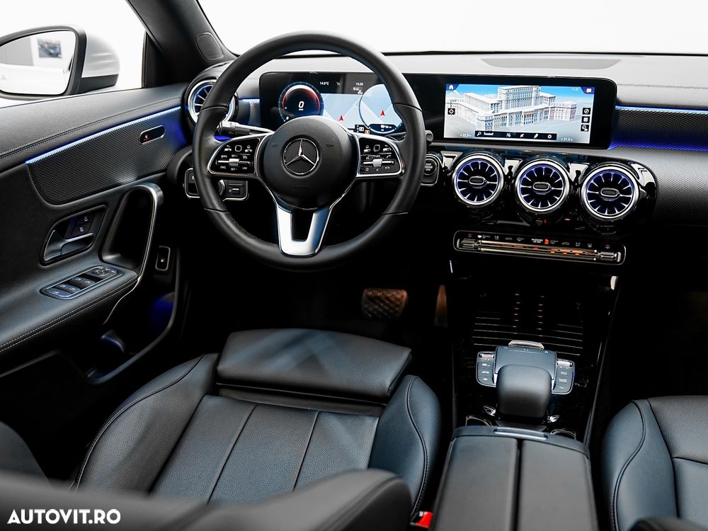 Mercedes-Benz CLA 250 e 8G-DCT - 14