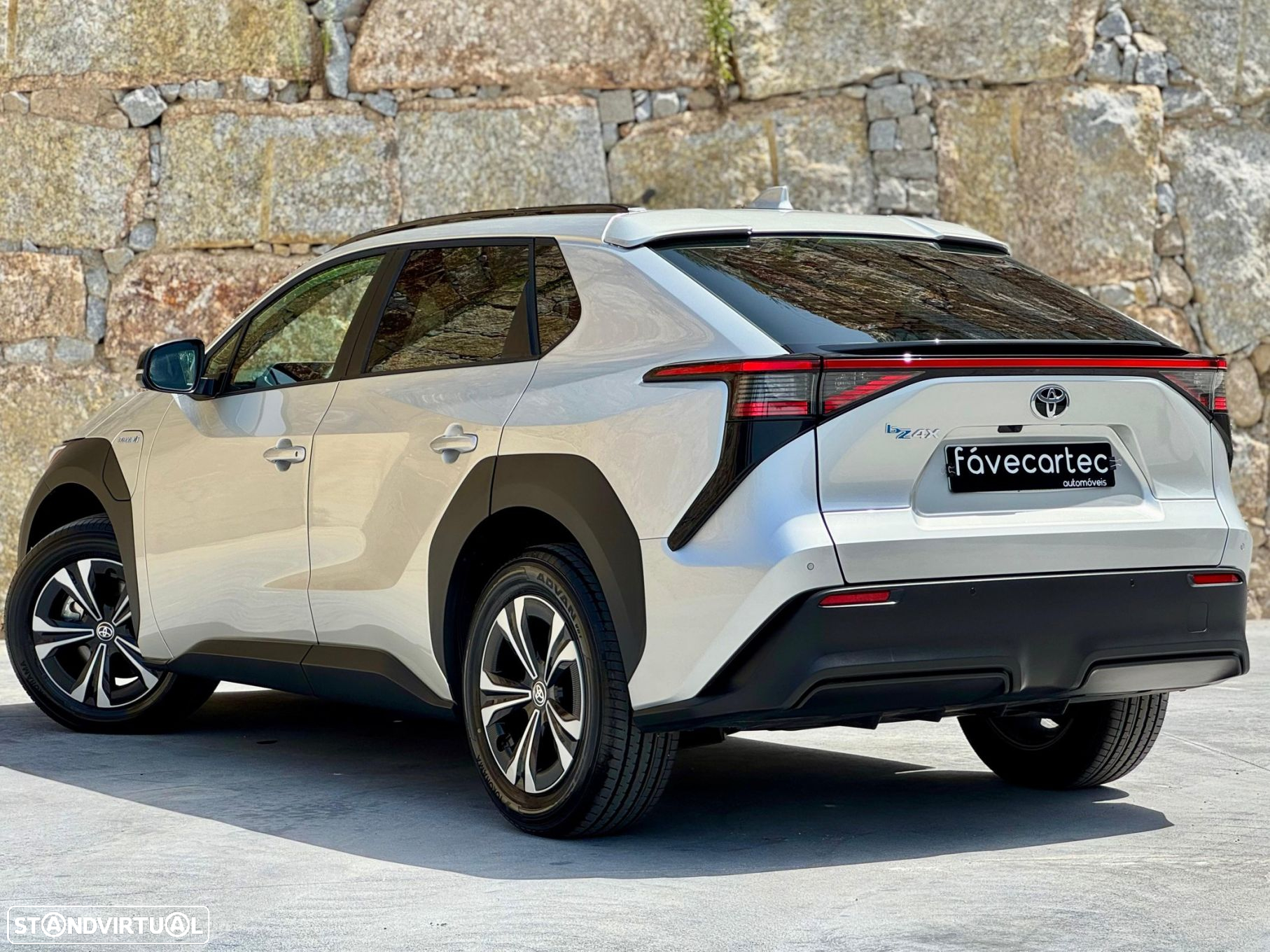 Toyota bZ4X 71,4 kWh Exclusive - 16