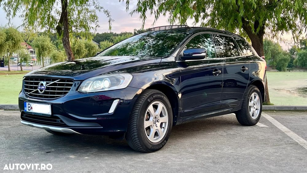 Volvo XC 60 D5AWD Momentum - 1