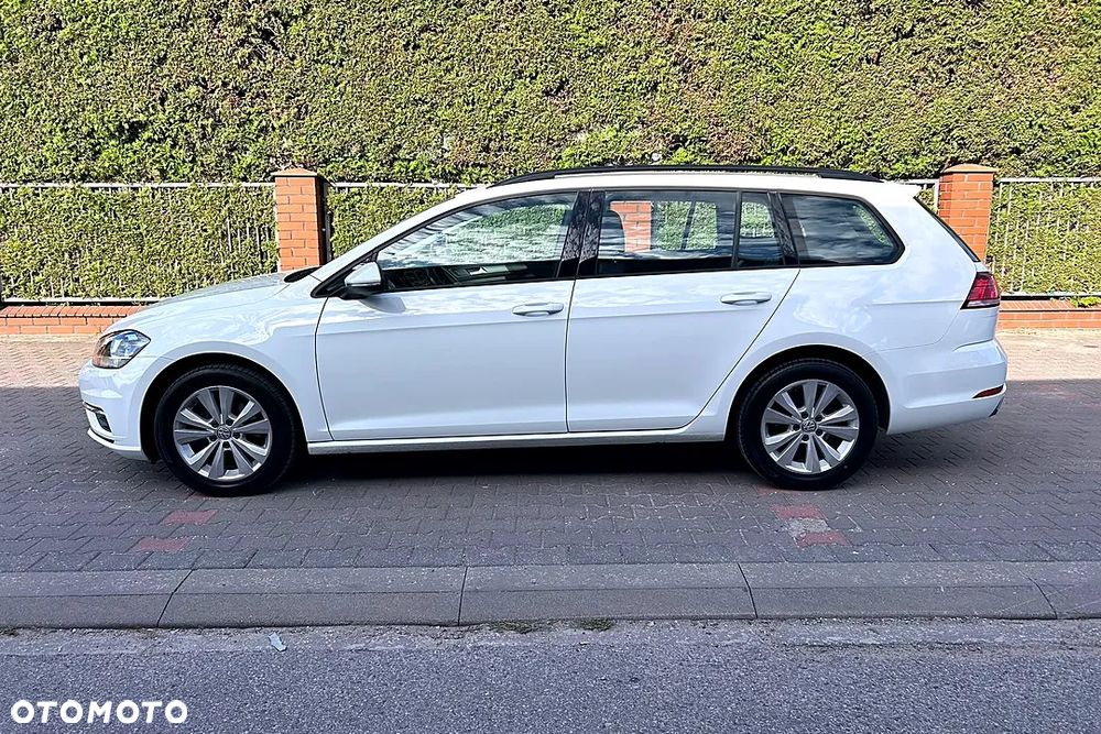 Volkswagen Golf 1.6 TDI BMT Comfortline - 19