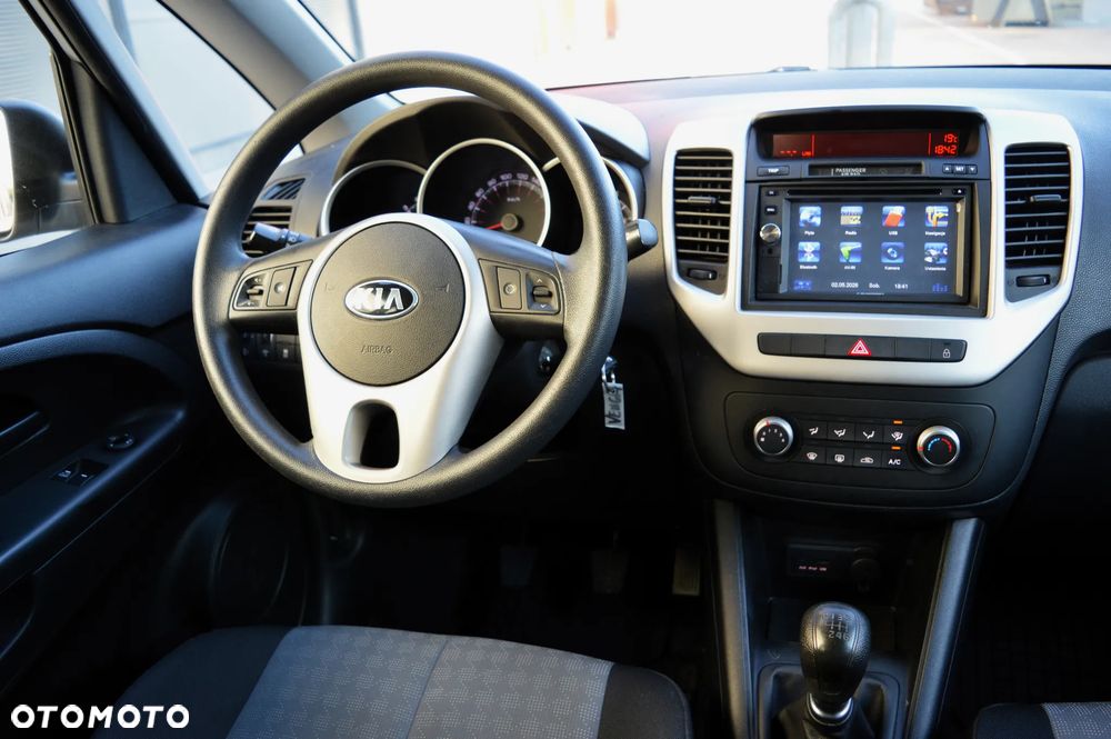 Kia Venga 1.4 CRDi L - 9