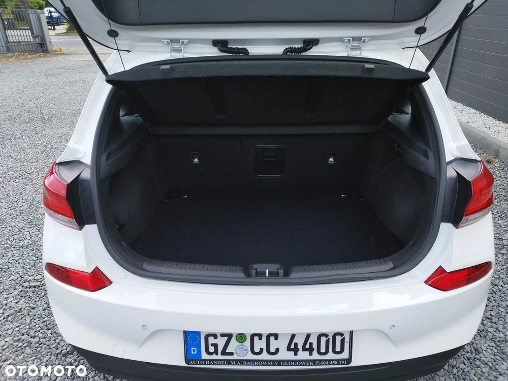 Hyundai i30 1.4 Trend - 26
