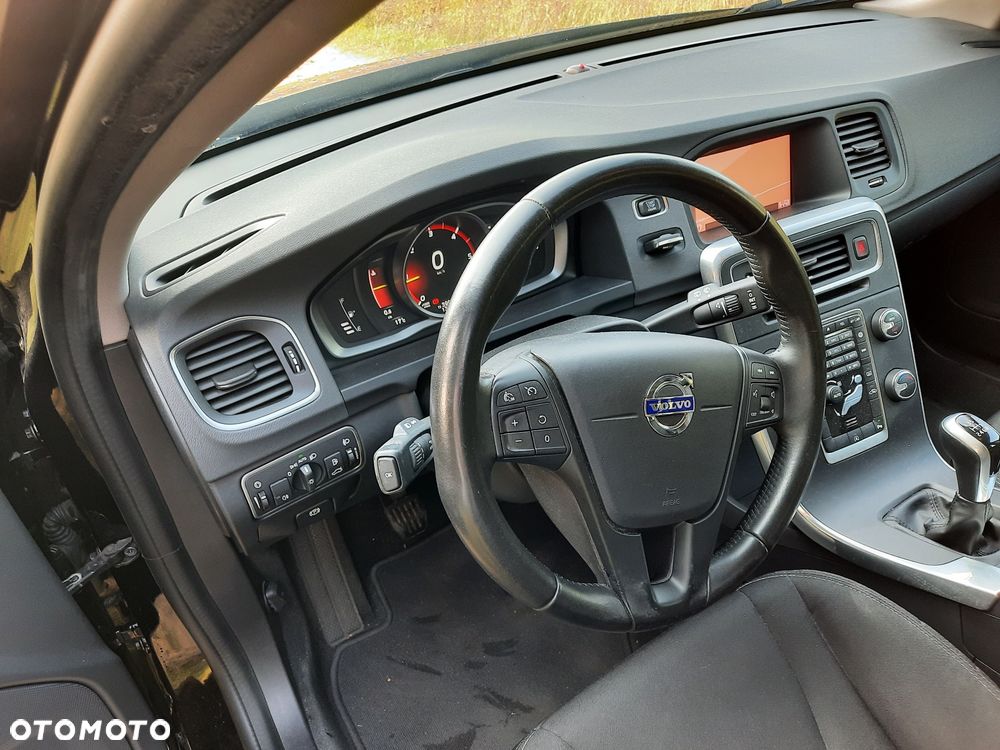 Volvo V60 D2 Kinetic - 11