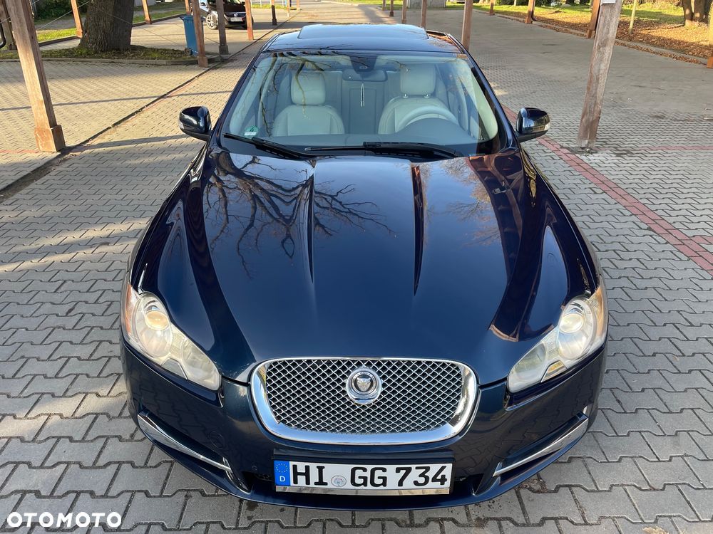 Jaguar XF 2.7 V6 D Premium Luxury - 8